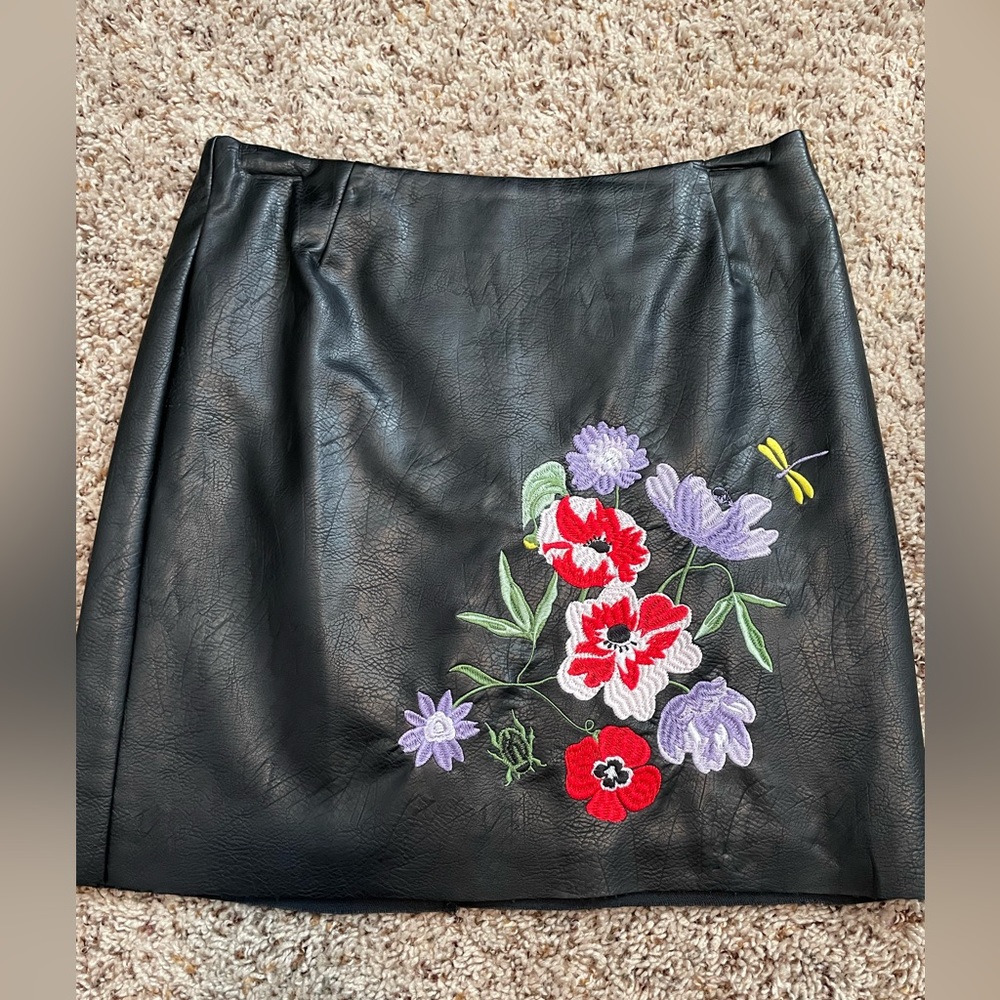 H&M Embroidered Mini Skirt